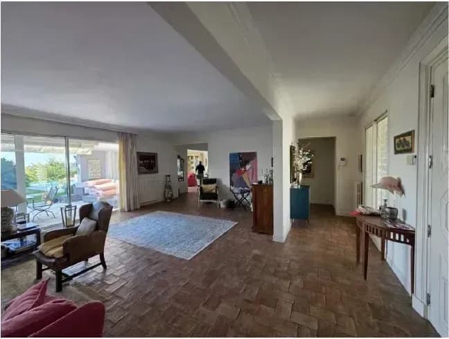 image N° 8 de la vente